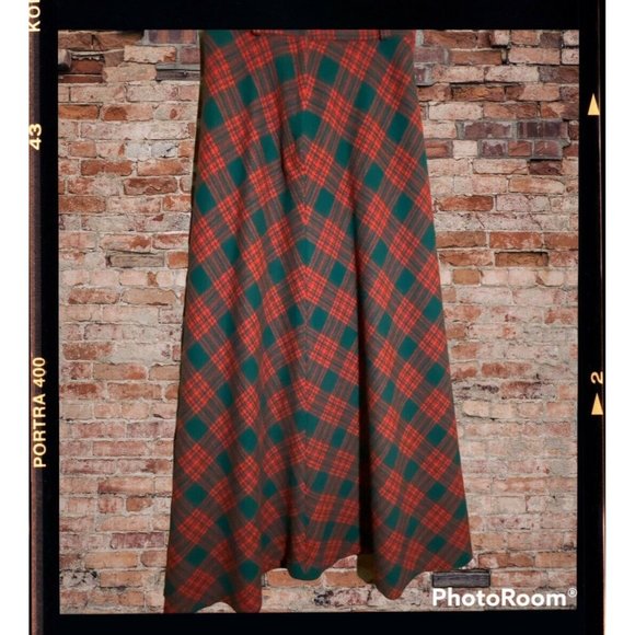 Vintage Century of Boston 100% Wool Red & Green Plaid Maxi Skirt Small - Picture 2 of 12